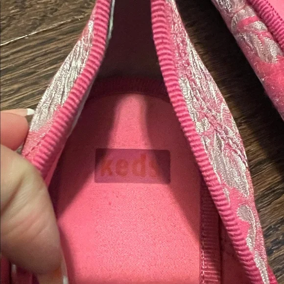 Keds Pink Floral Slip-On Flats - Picture 2 of 6
